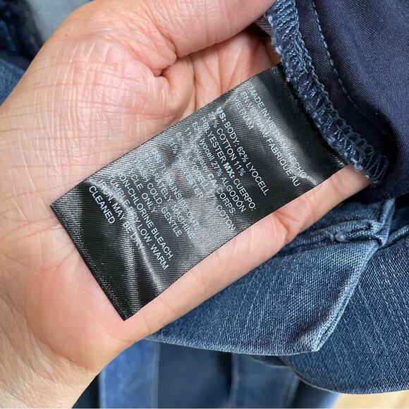 WHBM Tencel Denim Paperbag-Waist High Rise Ankle - Picture 12 of 12